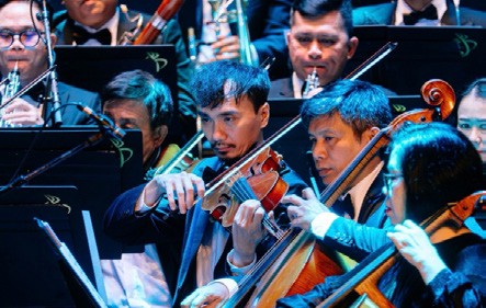 中越交响音乐会